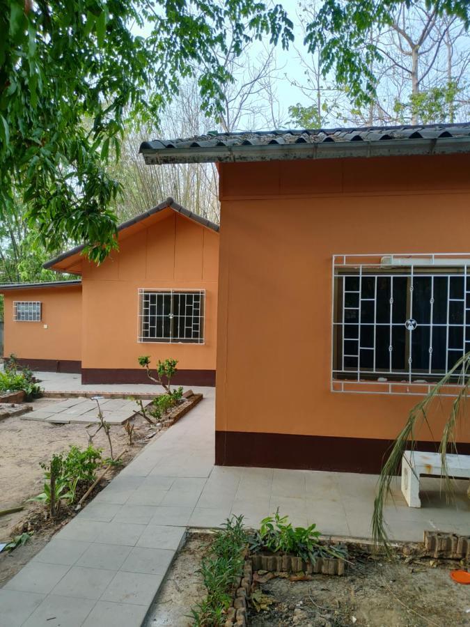 Home Stay Stc Bed And Breakfast Udon Thani Exterior photo