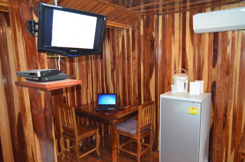 Home Stay Stc Bed And Breakfast Udon Thani Room photo