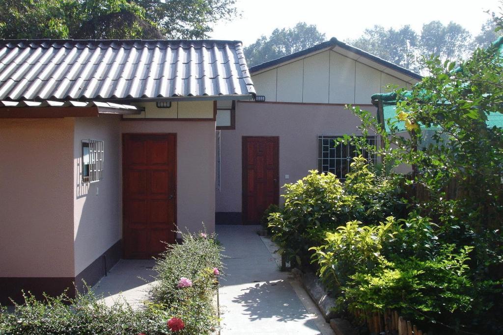 Home Stay Stc Bed And Breakfast Udon Thani Room photo